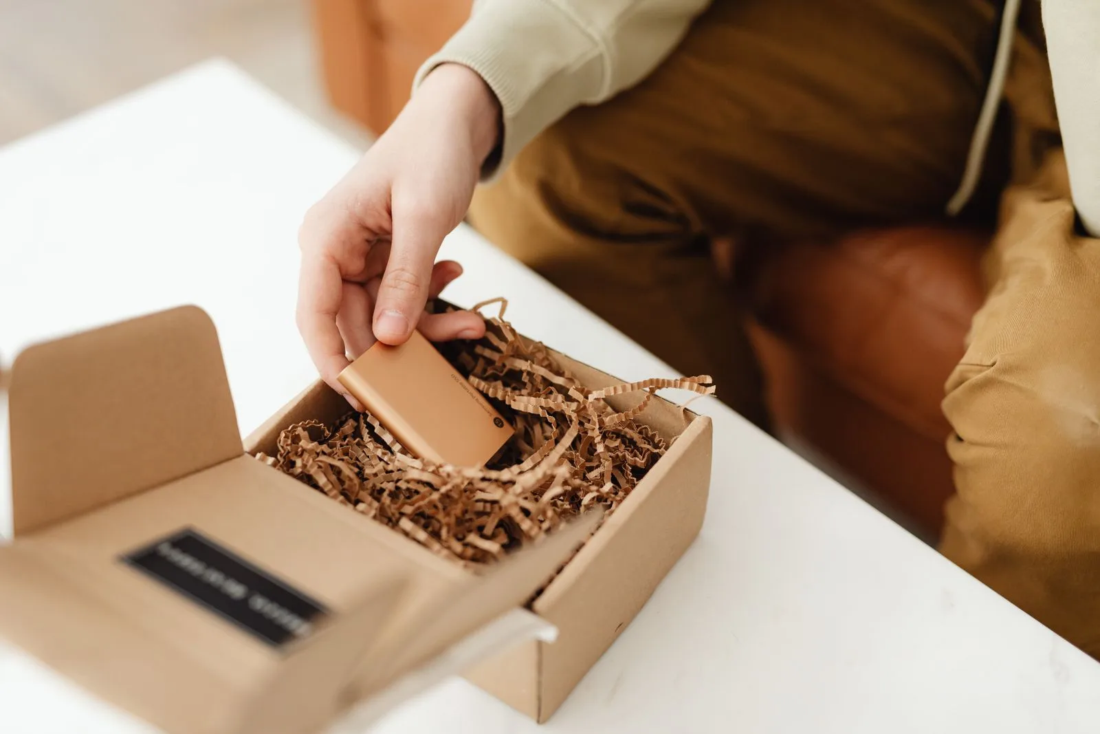 Unboxing a packed carton